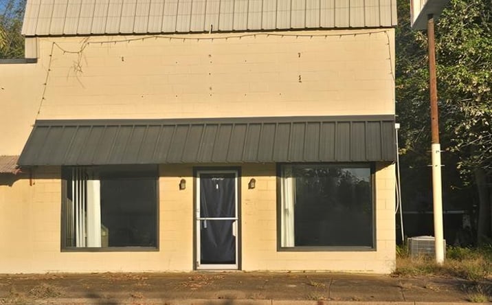 Pictures of Retail, Office, Land property located at 208 N Commerce Street, Overton, TX 75684 for sales - image #1