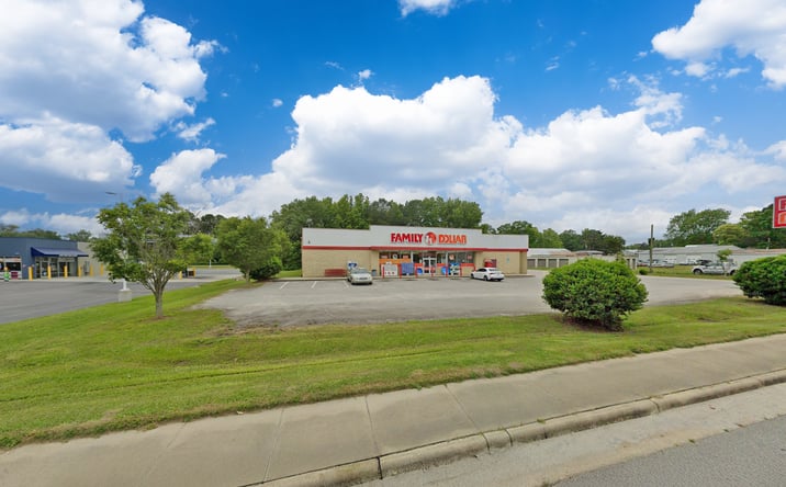 Pictures of Retail property located at 314 E Hamlet St, Pinetops, NC 27864 for sales - image #1