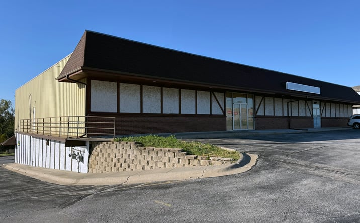 Pictures of Retail, Office property located at 10801 Blondo Street, Omaha, NE 68164 for sales - image #1