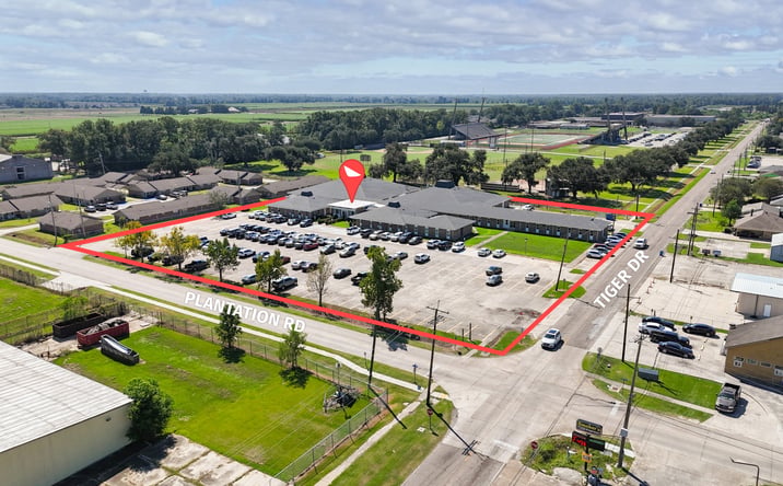 Pictures of Office property located at 1000 Plantation Rd, Thibodaux, LA 70301 for sales - image #1