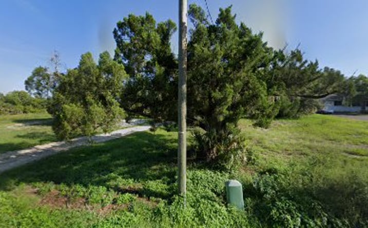 Pictures of Senior Living property located at 32 Dirksen Dr, DeBary, FL 32713 for sales - image #1