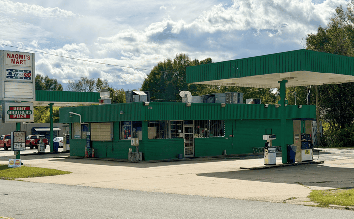 Pictures of Retail property located at 131 S Hamilton St, Eden, NC 27288 for sales - image #1