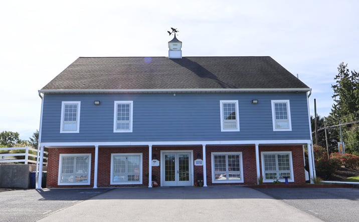 Pictures of Office property located at 915 N Mountain Rd, Harrisburg, PA 17112 for sales - image #1