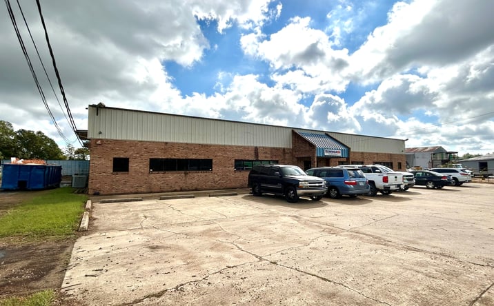 Pictures of Industrial property located at 880 S Roach St, Jackson, MS 39201 for sales - image #1