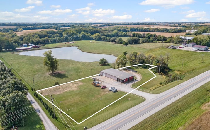 Pictures of Business for Sale, Office, Retail, Industrial property located at 3160 W Arrow Street, Marshall, MO 65340 for sales - image #1