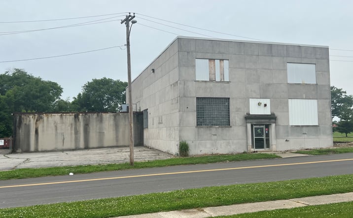 Pictures of Industrial, Office property located at 616 N Jackson St, Danville, IL 61832 for sales - image #1