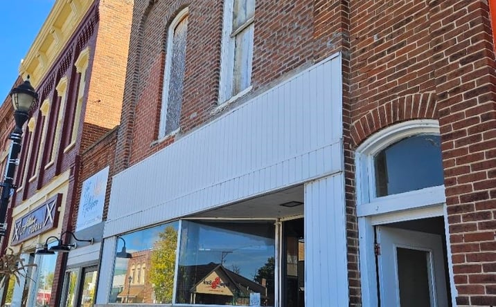Pictures of Retail, Office, Multifamily property located at 814 Water, Hillsboro, WI 54634 for sales - image #1