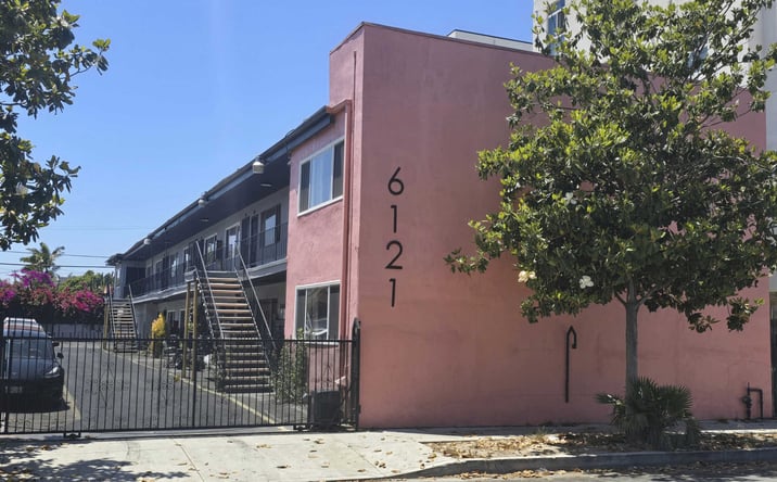 Pictures of Multifamily property located at 6121 Crenshaw Blvd, Los Angeles, CA 90043 for sales - image #1