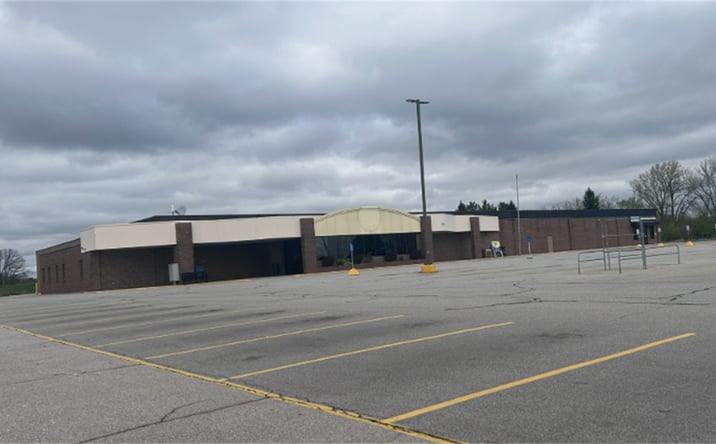 Pictures of Retail, Industrial property located at 1520 Caro Rd, Caro, MI 48723 for sales - image #1