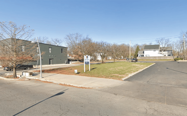 Pictures of Land property located at 2102 E 10th St, Indianapolis, IN 46201 for sales - image #1