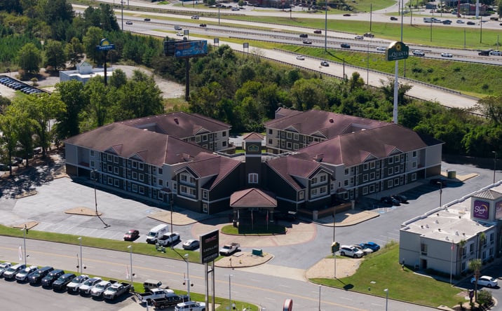 Pictures of Hospitality property located at 3944 River Place Drive, Macon, GA 31210 for sales - image #1
