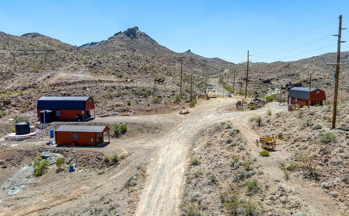 Pictures of Multifamily property located at 6351 S 7270 E St, Oatman, AZ 86433 for sales - image #1