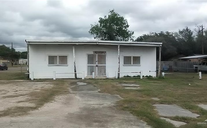 Pictures of Retail property located at 514 W Rice Street, Falfurrias, TX 78355 for sales - image #1