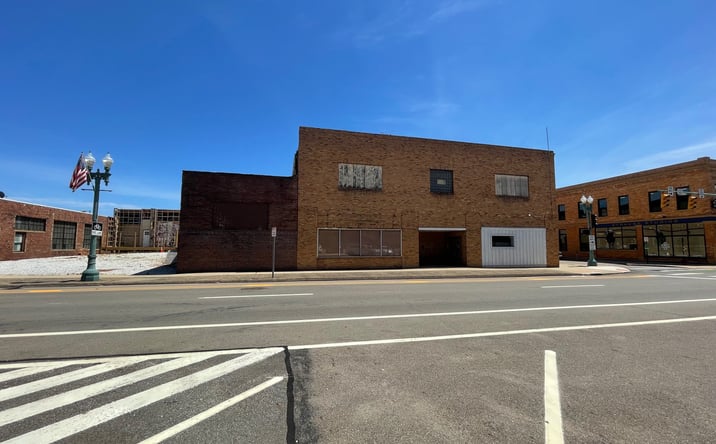 Pictures of Office property located at 300 Walnut Ave NE, Canton, OH 44702 for sales - image #1