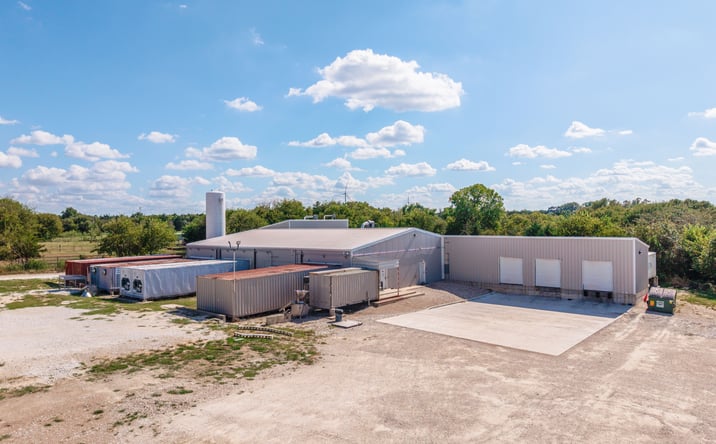 Pictures of Industrial property located at 1005 NW 4th St, Hubbard, TX 76648 for sales - image #1