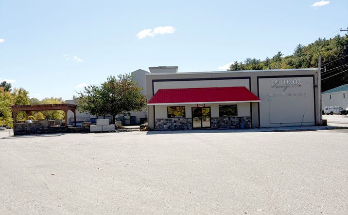 Pictures of Industrial property located at 276 Riverside Dr, Auburn, ME 04210 for sales - image #1