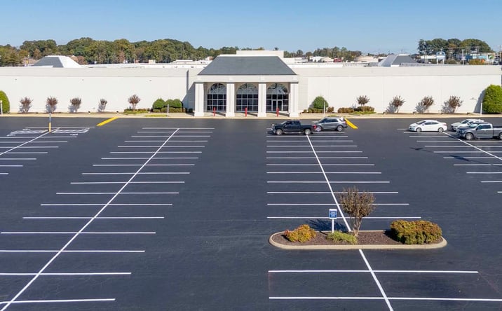 Pictures of Retail property located at 309 Huffman Mill Rd, Burlington, NC 27215 for sales - image #1