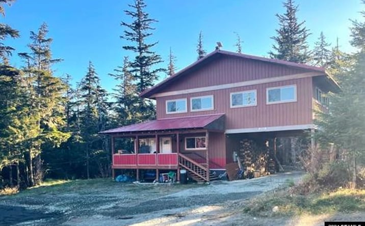 Pictures of Multifamily property located at 306 Hemlock Ct, Haines, AK 99827 for sales - image #1
