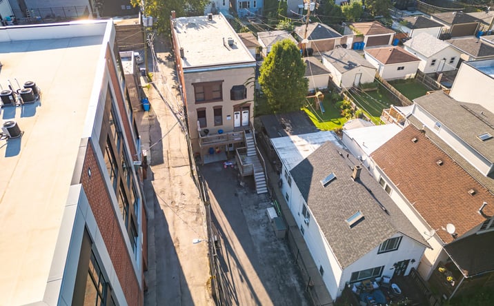 Pictures of Multifamily property located at 2014 N Whipple Street, Chicago, IL 60647 for sales - image #1