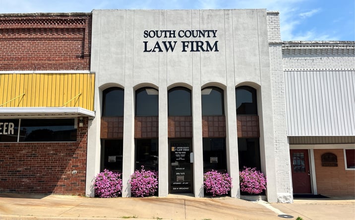 Pictures of Office property located at 320 W Broadway, Okemah, OK 74859 for sales - image #1