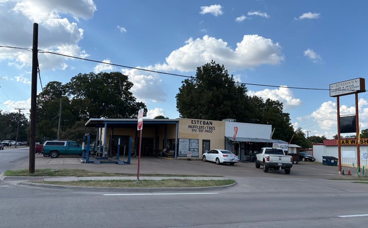 Pictures of Land, Mixed Use property located at 400 Water St, Waxahachie, TX 75165 for sales - image #1