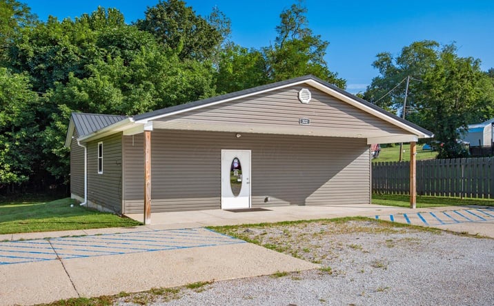 Pictures of Mixed Use, Land, Office property located at 322 W Water Street, New Lexington, OH 43764 for sales - image #1