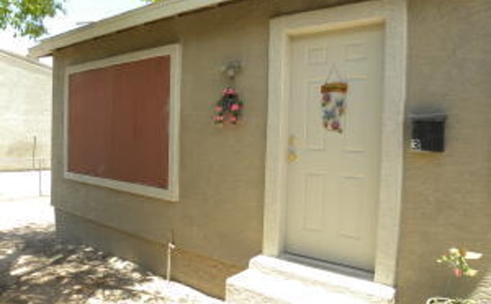 Pictures of Multifamily property located at 1002 N 27th Pl, Phoenix, AZ 85008 for sales - image #1