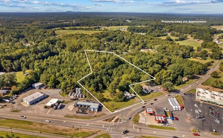 Pictures of Office, Retail property located at 111 Old Mountain Rd, Troutman, NC 28677 for sales - image #1