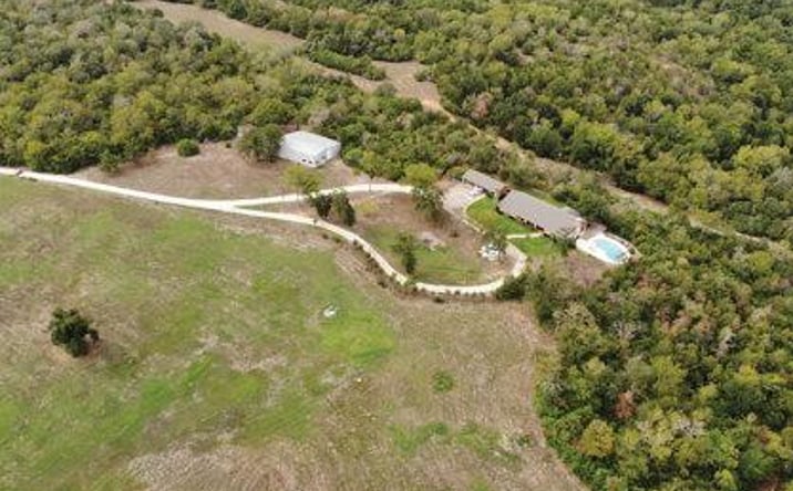 Pictures of Retail, Office, Land property located at West US Highway 79, Franklin, TX 77856 for sales - image #1