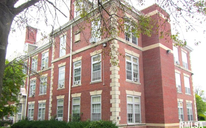 Pictures of Industrial, Office property located at 225 S CLAY Avenue, Jacksonville, IL 62650 for sales - image #1