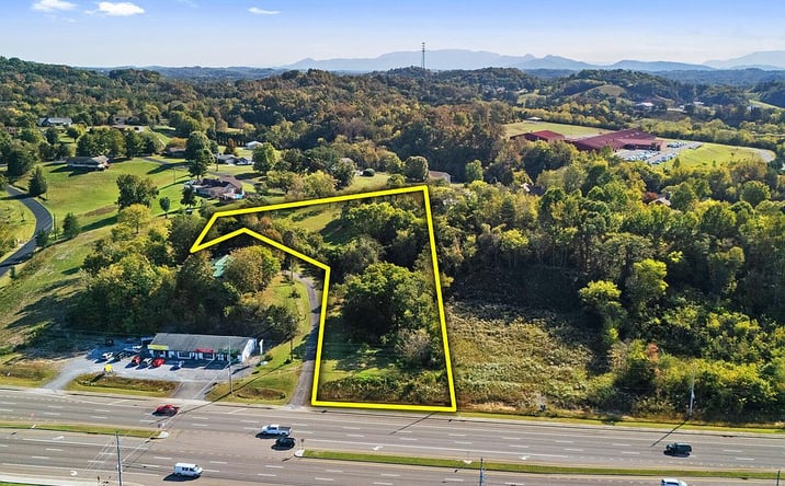 Pictures of Land property located at 34 Winfield Dunn Pkwy, Sevierville, TN 37876 for sales - image #1