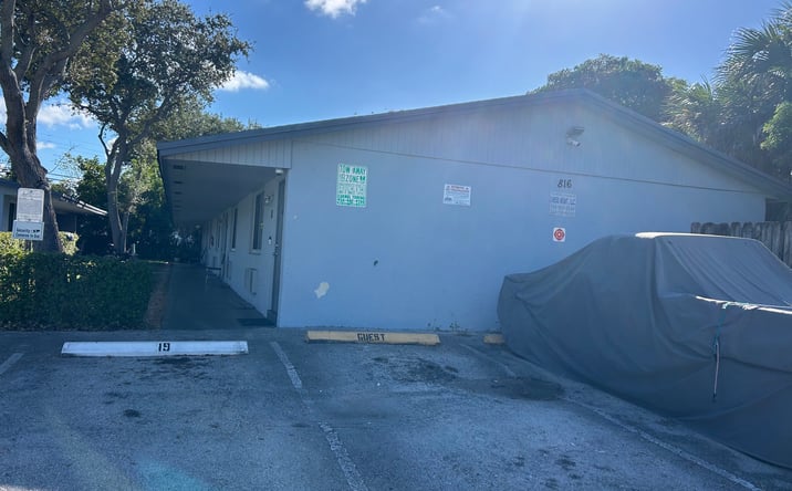 Pictures of Multifamily property located at 820 NW 1 Ave, Fort lauderdale, FL 33311 for sales - image #1