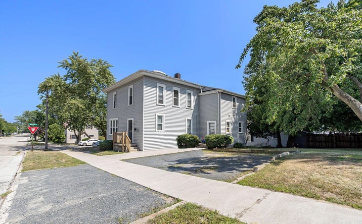 Pictures of Multifamily property located at 602 Fifth Street, Ludington, MI 49431 for sales - image #1