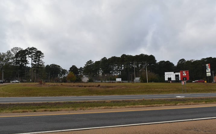 Pictures of Land property located at 1450 HWY 278 W, Camden, AR 71701 for sales - image #1