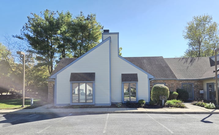 Pictures of Office property located at 146 Lakeview Dr S, Gibbsboro, NJ 08026 for sales - image #1