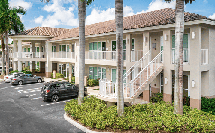Pictures of Office property located at 5220 South Uiversity Dr, Davie, FL 33328 for sales - image #1
