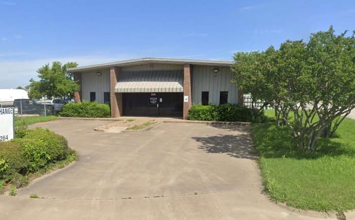 Pictures of Industrial property located at 209 Kimberly Dr, Cleburne, TX 76031 for sales - image #1
