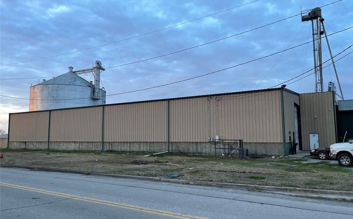 Pictures of Mixed Use, Office, Industrial property located at 1400 E Washington, McAlester, OK 74501 for sales - image #1
