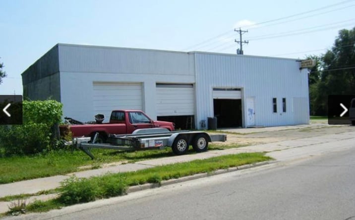 Pictures of Retail, Industrial property located at 201 N 3rd Street, Clinton, IA 52732 for sales - image #1