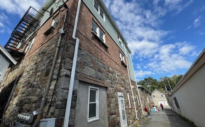 Pictures of Multifamily property located at 13 Mountain Avenue, Highlands, NY 10928 for sales - image #1