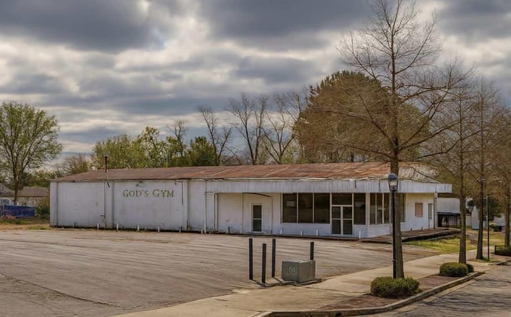 Pictures of Retail property located at 814 Russell Street, Orangeburg, SC 29115 for sales - image #1