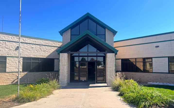 Pictures of Office property located at 4725 Twin Rivers Rd, North Platte, NE 69101 for sales - image #1