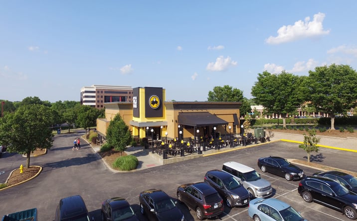 Pictures of Retail property located at 12653 Olive Blvd, Creve Coeur, MO 63141 for sales - image #1