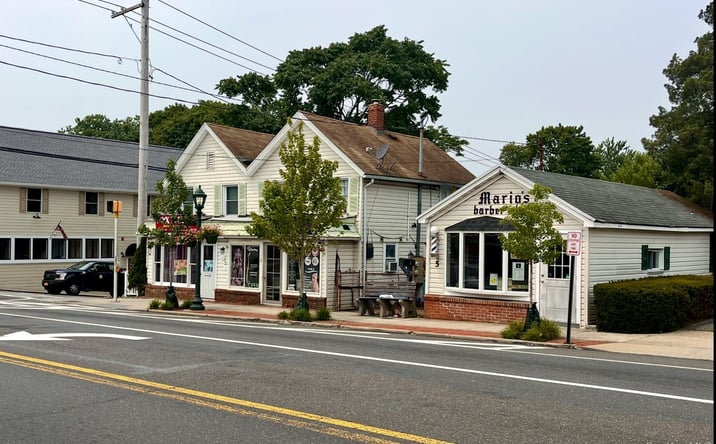 Pictures of Retail, Mixed Use, Business for Sale property located at 1 E Montauk Hwy, Hampton Bays, NY 11946 for sales - image #1