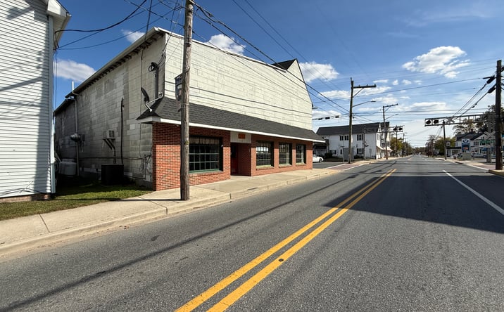 Pictures of Retail property located at 101 N Main St, Hurlock, MD 21643 for sales - image #1