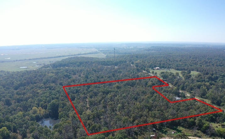 Pictures of Land property located at 3 N 4300 Road, Big Cabin, OK 74332 for sales - image #1