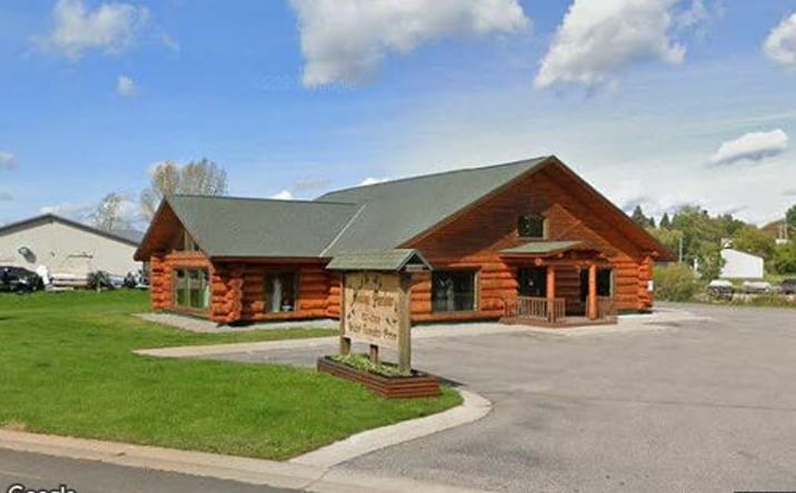 Pictures of Hospitality, Industrial, Mixed Use, Retail, Special Purpose property located at 925 NE 1st Street, Grand Rapids, MN 55744 for sales - image #1