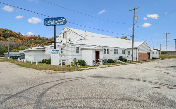 Pictures of Special Purpose property located at 1202 N. 4th St, Guttenberg, IA 52052 for sales - image #1