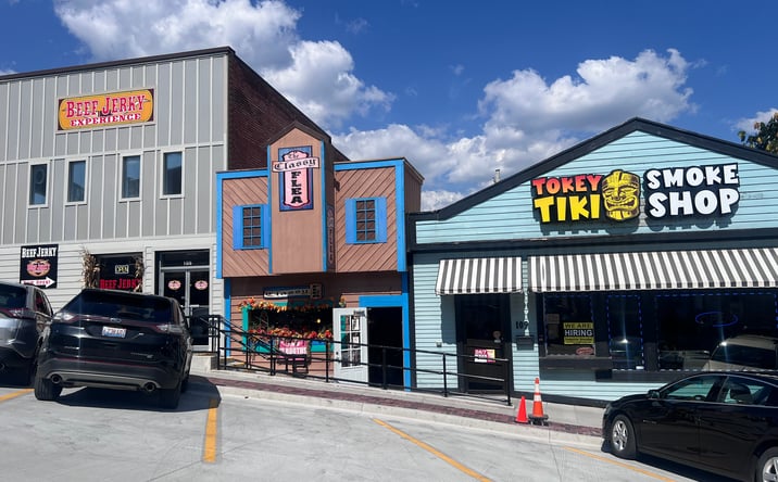 Pictures of Retail property located at 107 E Main St, Branson, MO 65616 for sales - image #1