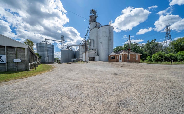 Pictures of Industrial property located at 600 S BROADWAY Street, Manito, IL 61546 for sales - image #1